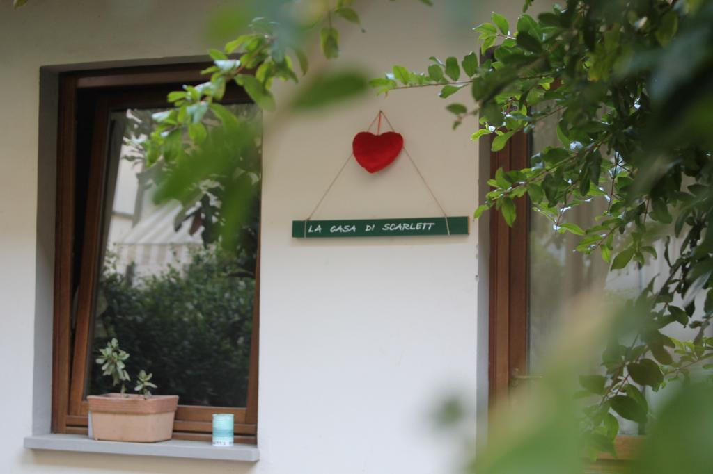La Casa Di Scarlett Bed & Breakfast Florence Exterior photo